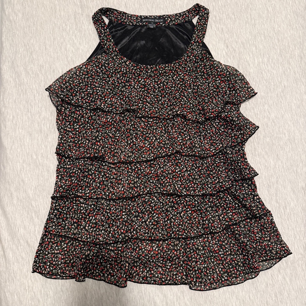 Beechers Brook Ruffled Floral Tank Top